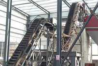 Бічний стрічковий конвеєр