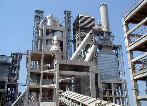 Ковшовий елеватор на цементному заводі