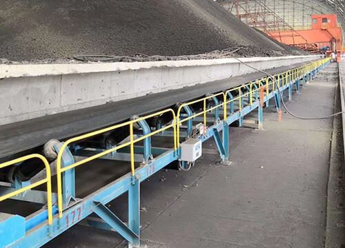 Стрічковий конвеєр для транспортування вугілля